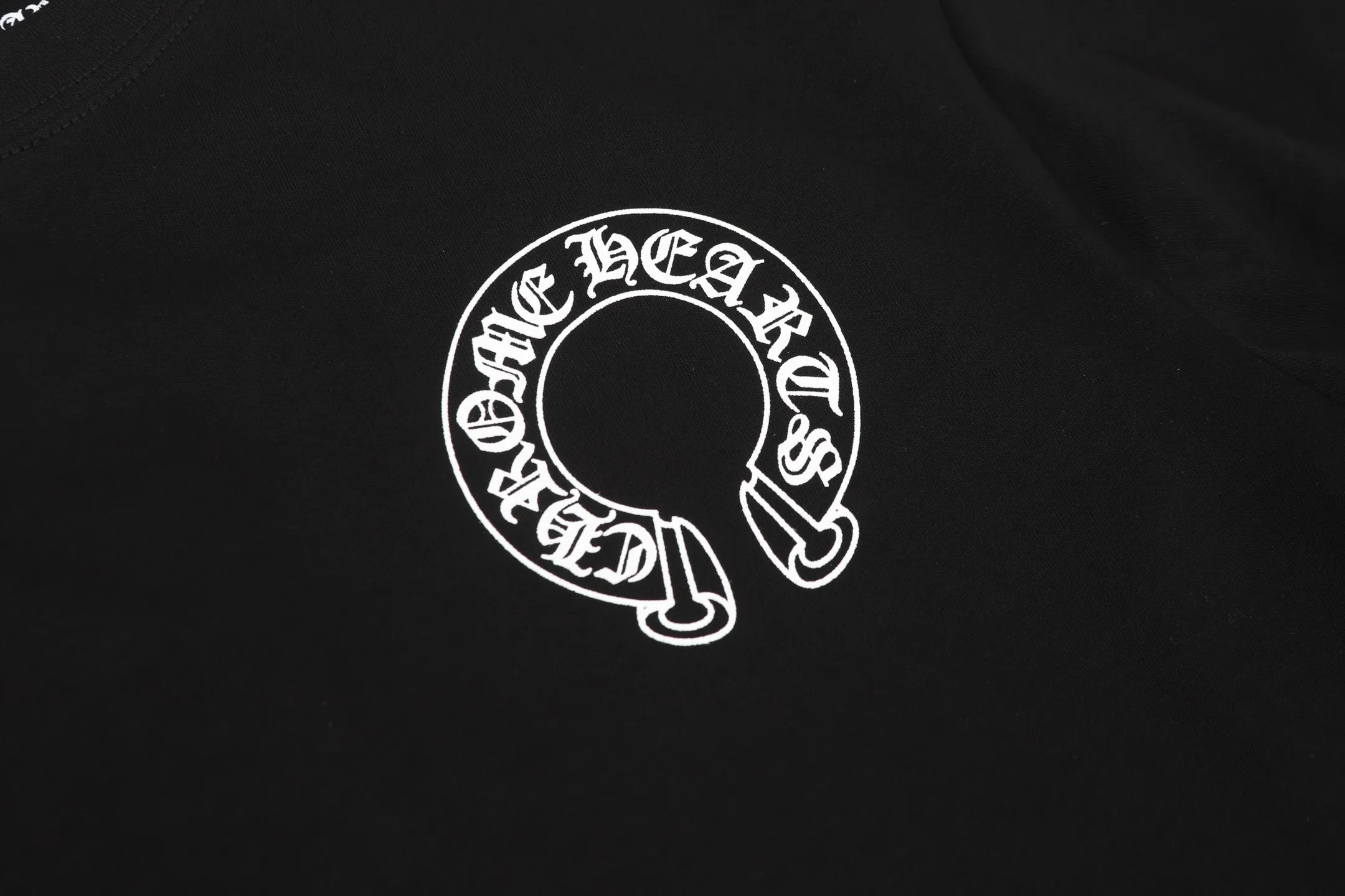 P150 -Chrome Hearts/Chrome Hearts 23ss scroll simple Sanskrit letters popular long-sleeved T-shirt -High weight, high density and high quality. The wool is soft, delicate and skin-friendly. It feels soft and silky. It has excellent warmth and skin-friendly properties.
